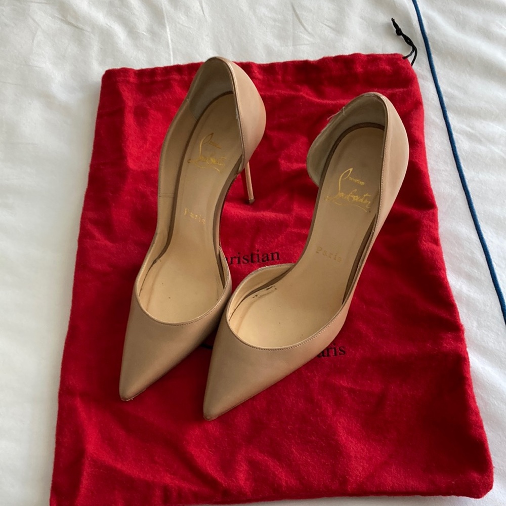 Christian Louboutin Iriza 100 Pumps